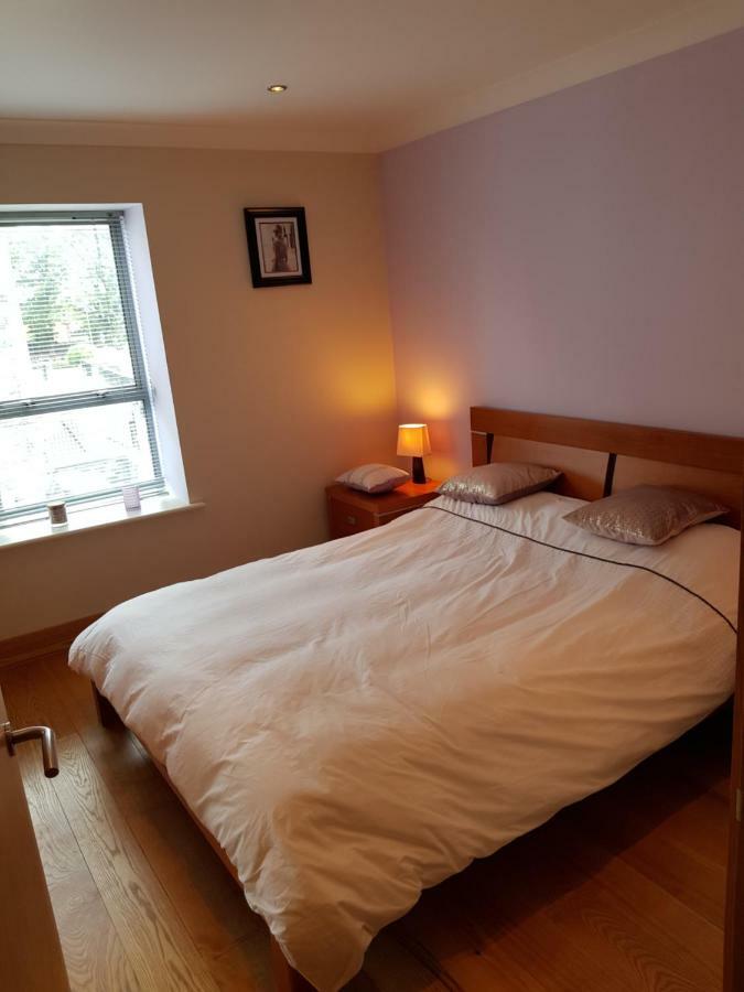 The Courtyard Apartments !!!! Killarney Bagian luar foto
